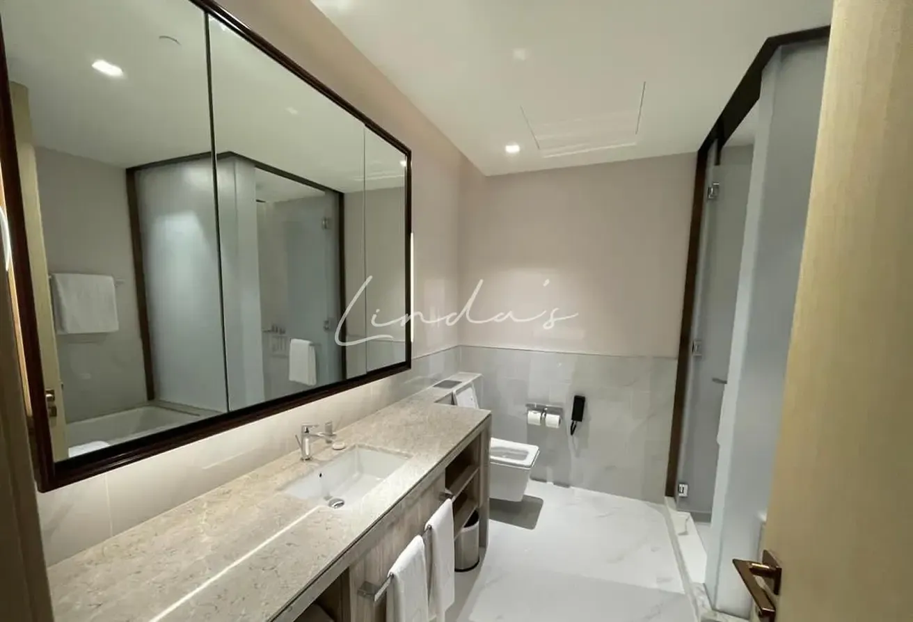 High Floor| Fully Furnished | Creek Views
