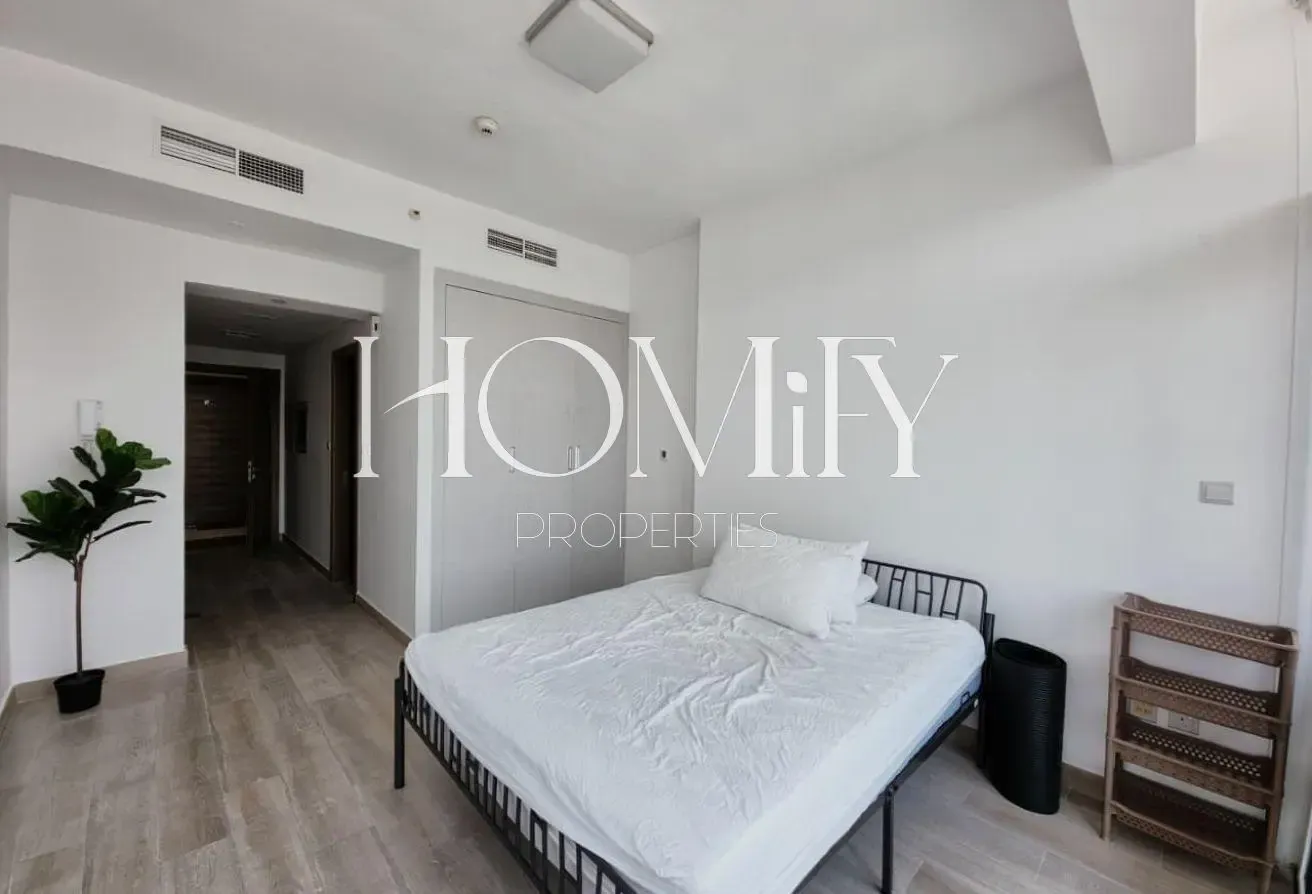 FULLY FURNISHED | HIGH FLOOR | PREMIUM QUALITY