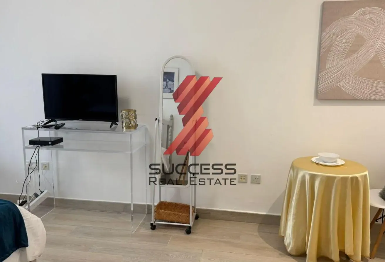 Fully Furnished Studio | Modern Living