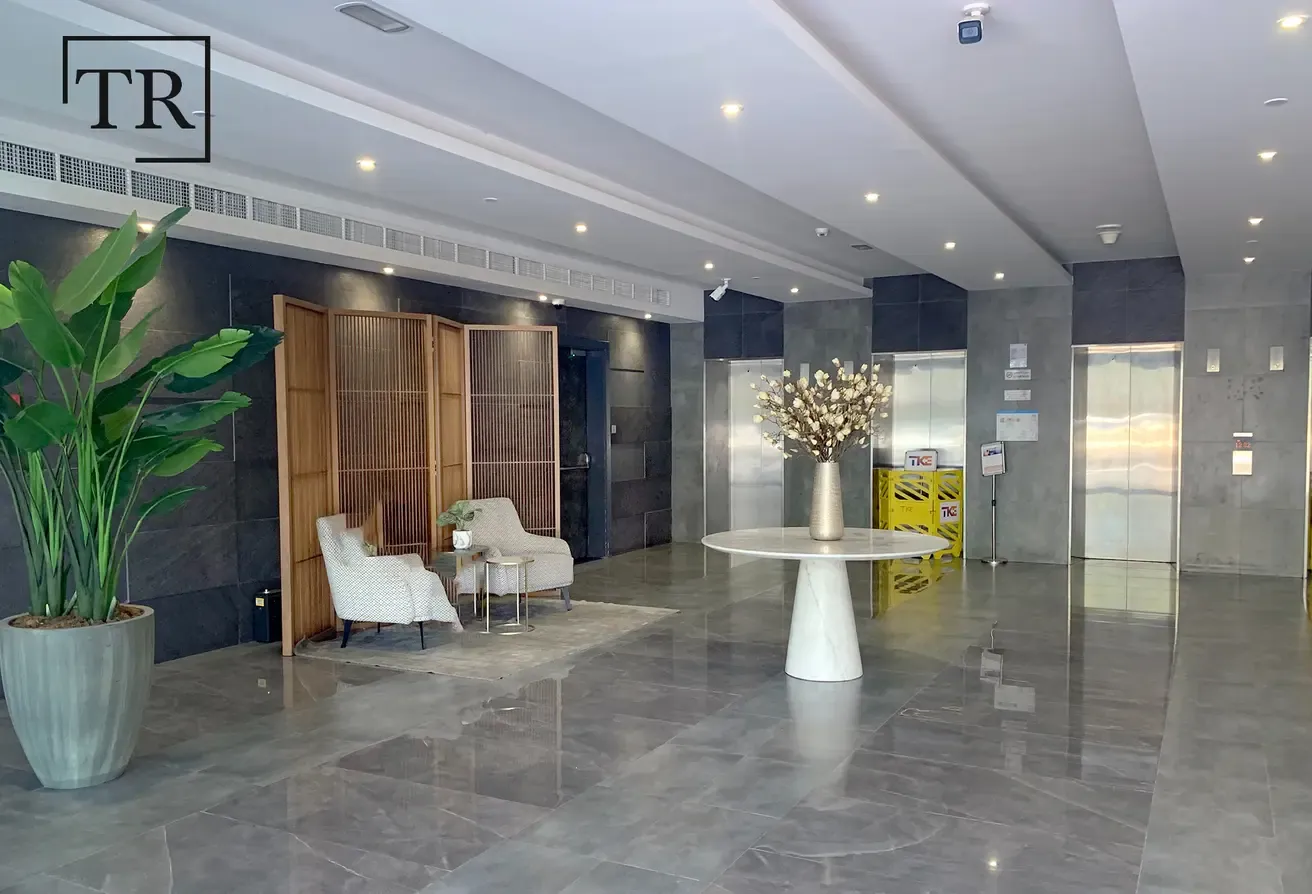 Furnished | Spacious Layout | Open Views | 04 Chqs