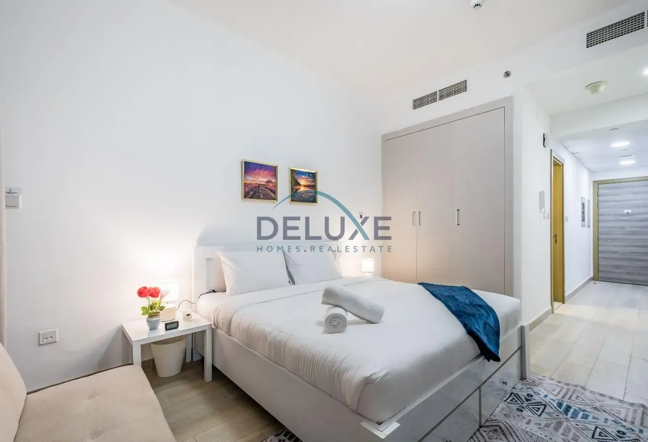 SKYLINE VIEWS | PRIME LOCATION | FULLY FURNISHED