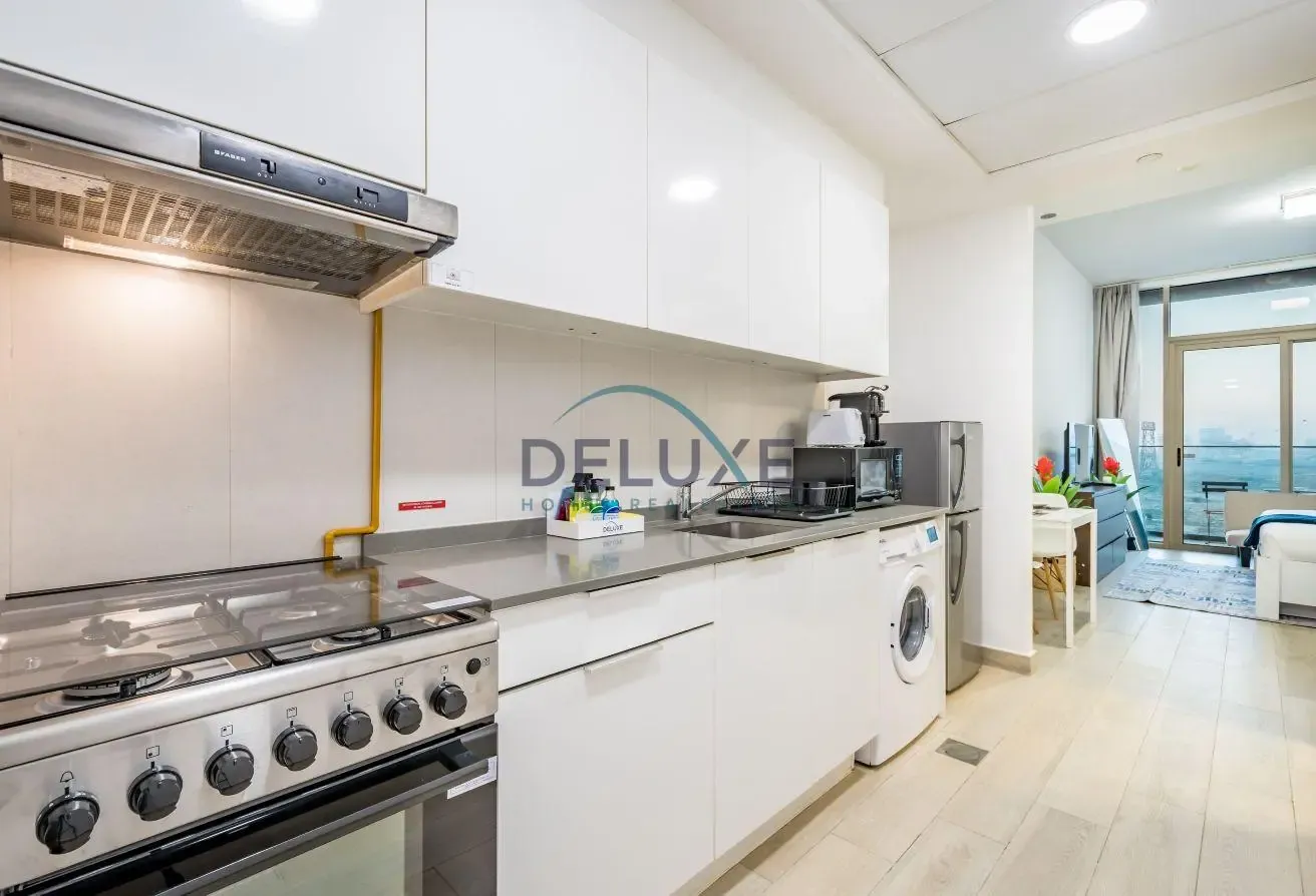 SKYLINE VIEWS | PRIME LOCATION | FULLY FURNISHED