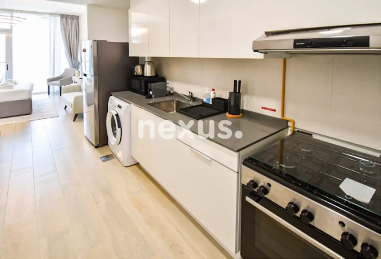 HUGE LAYOUT | FURNISHED | HIGH FLOOR