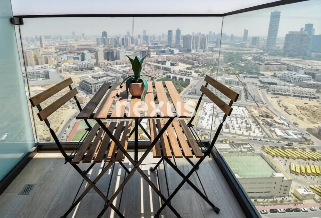 HUGE LAYOUT | FURNISHED | HIGH FLOOR