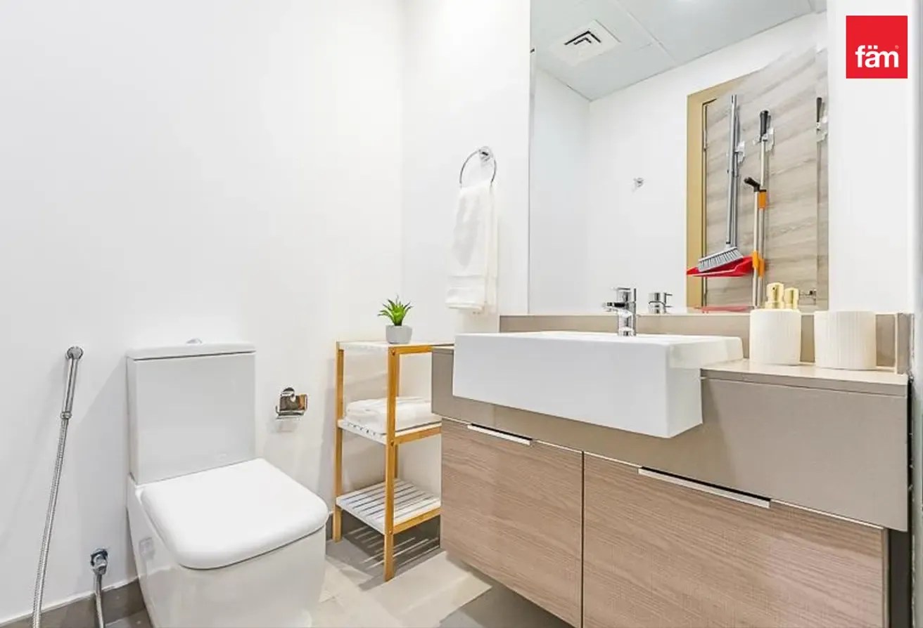 Amazing View | Fully Furnished | Multiple Cheques