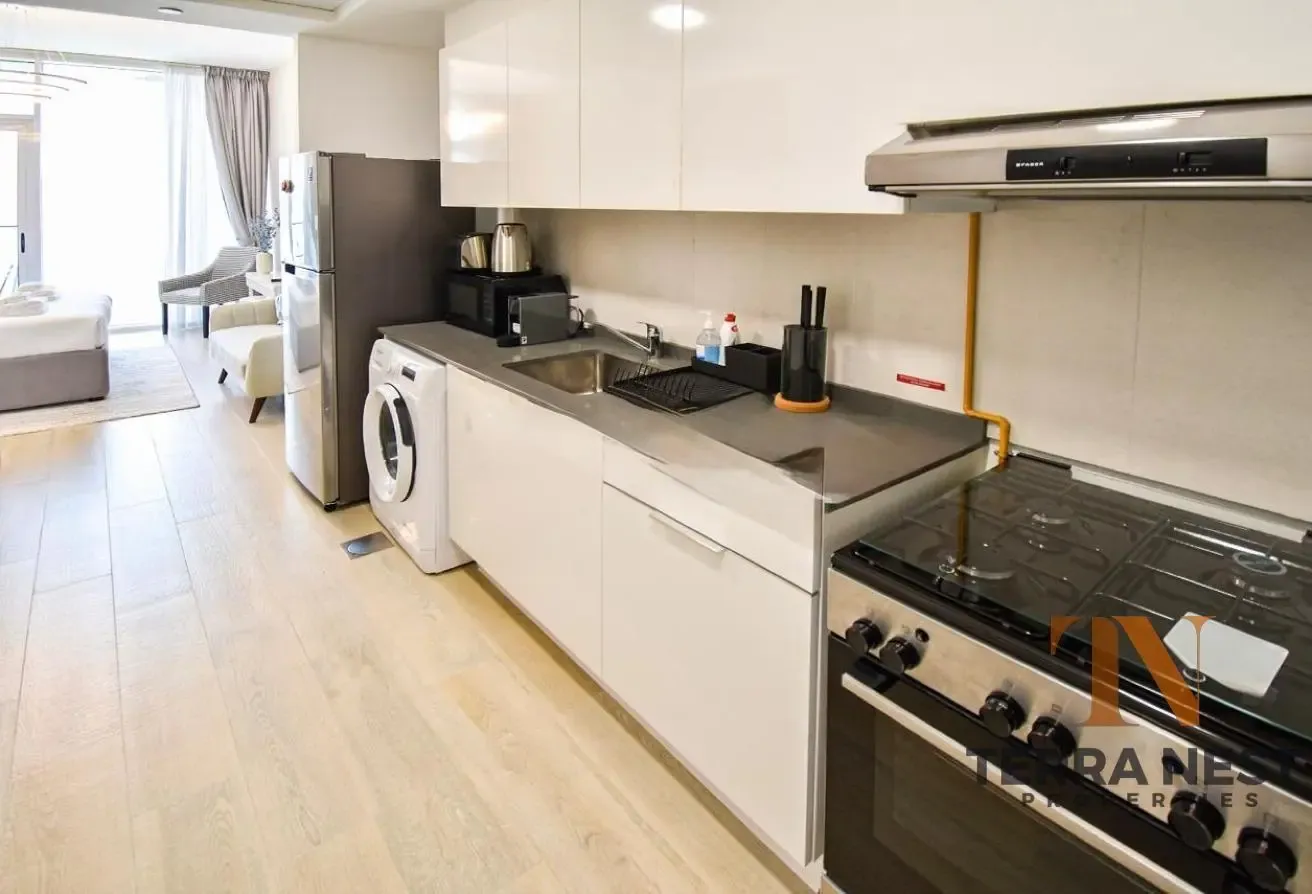 NEAR EXIT | LUXURIOUSLY FURNISHED | HIGH FLOOR
