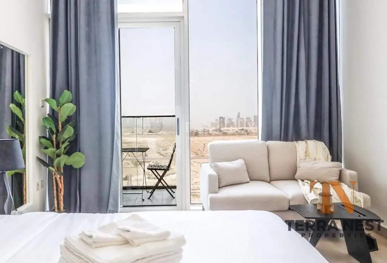 LUXURIOUSLY FURNISHED | HIGH FLOOR | MARINA VIEW