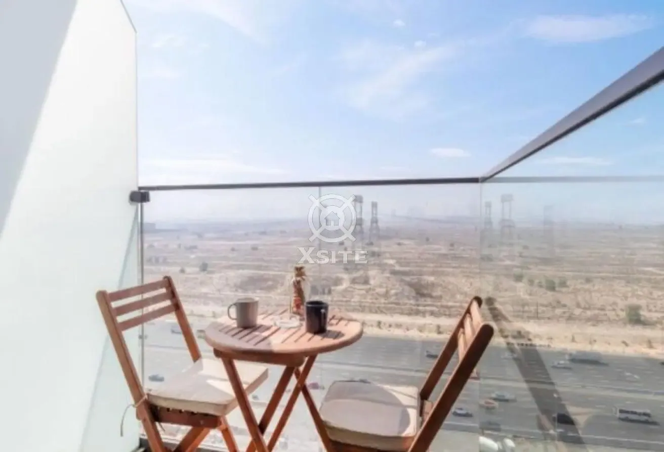 Modernly Furnished | Bright Unit | Ready to Move