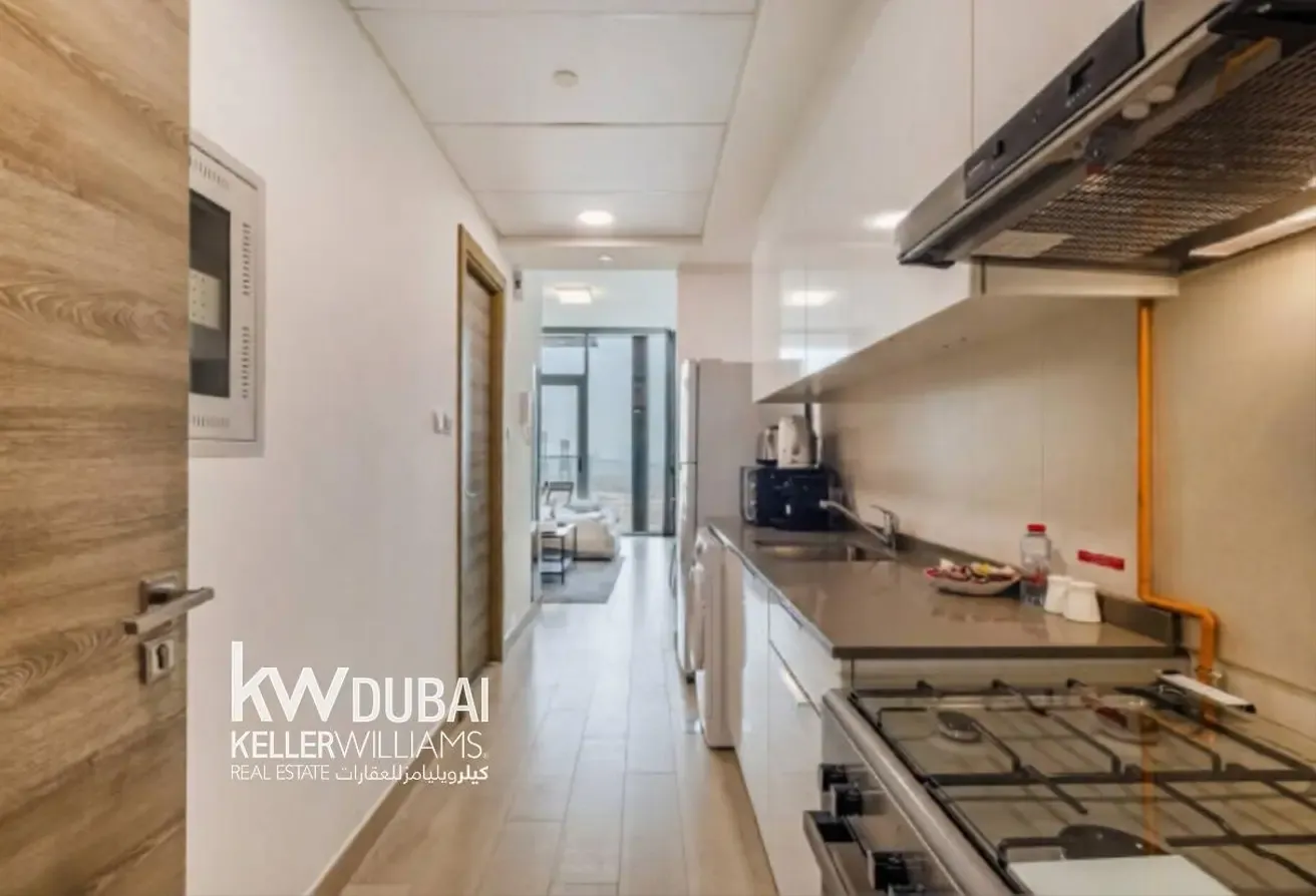 Furnished Studio | High Floor | Ready to Move
