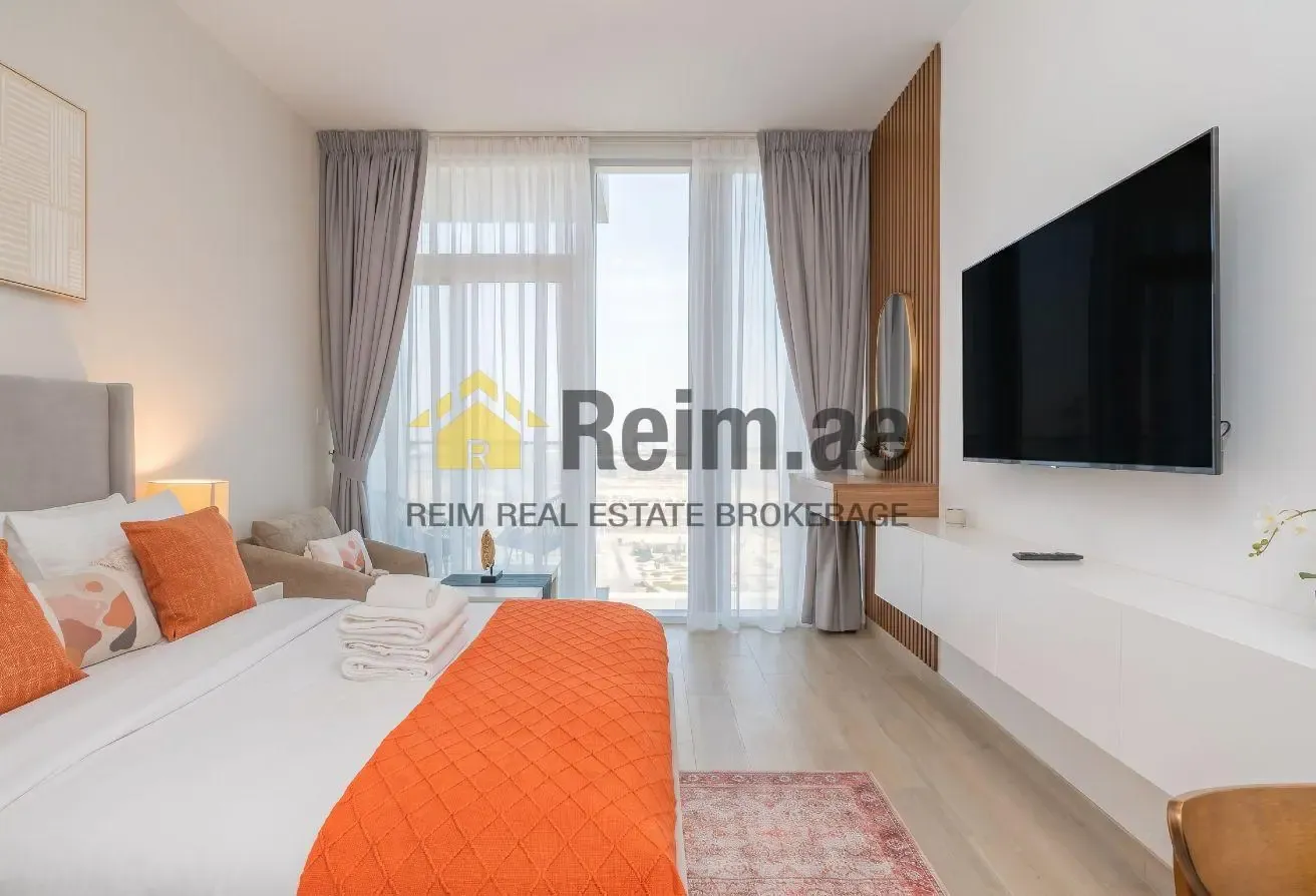 Middle Floor | Easy Access | Open View