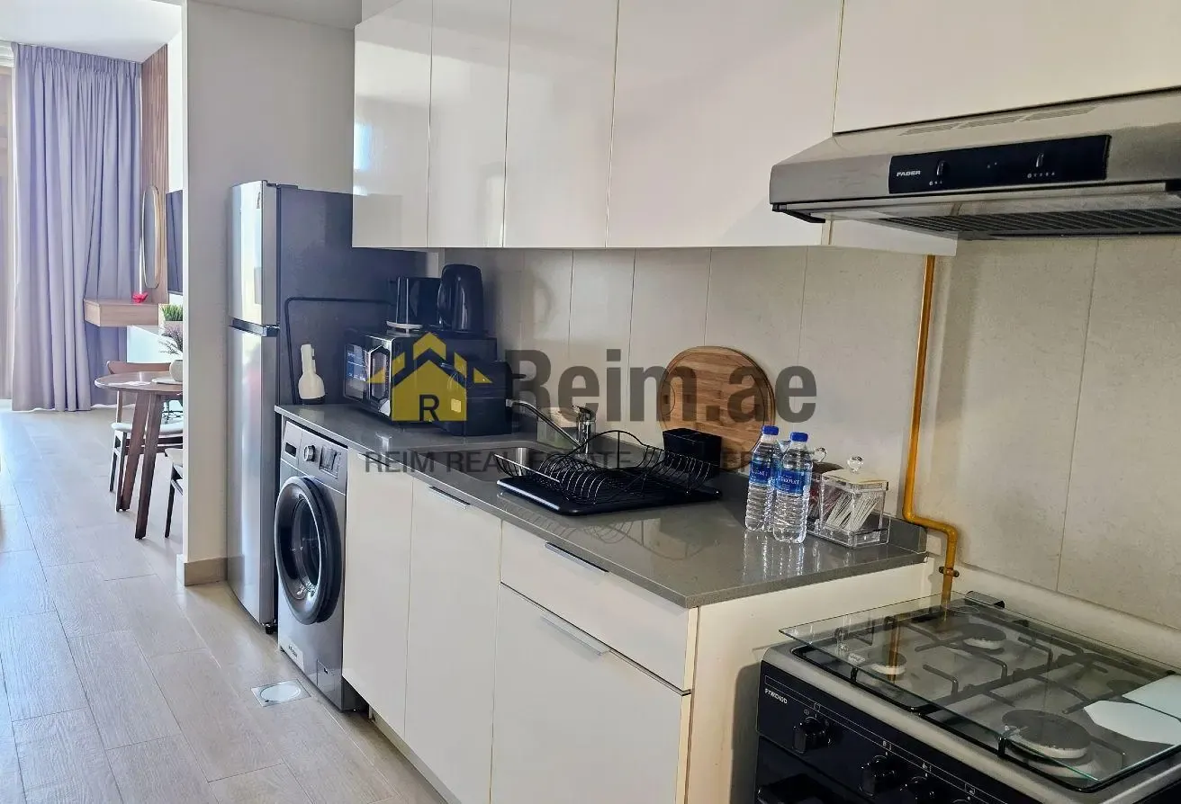 Middle Floor | Easy Access | Open View