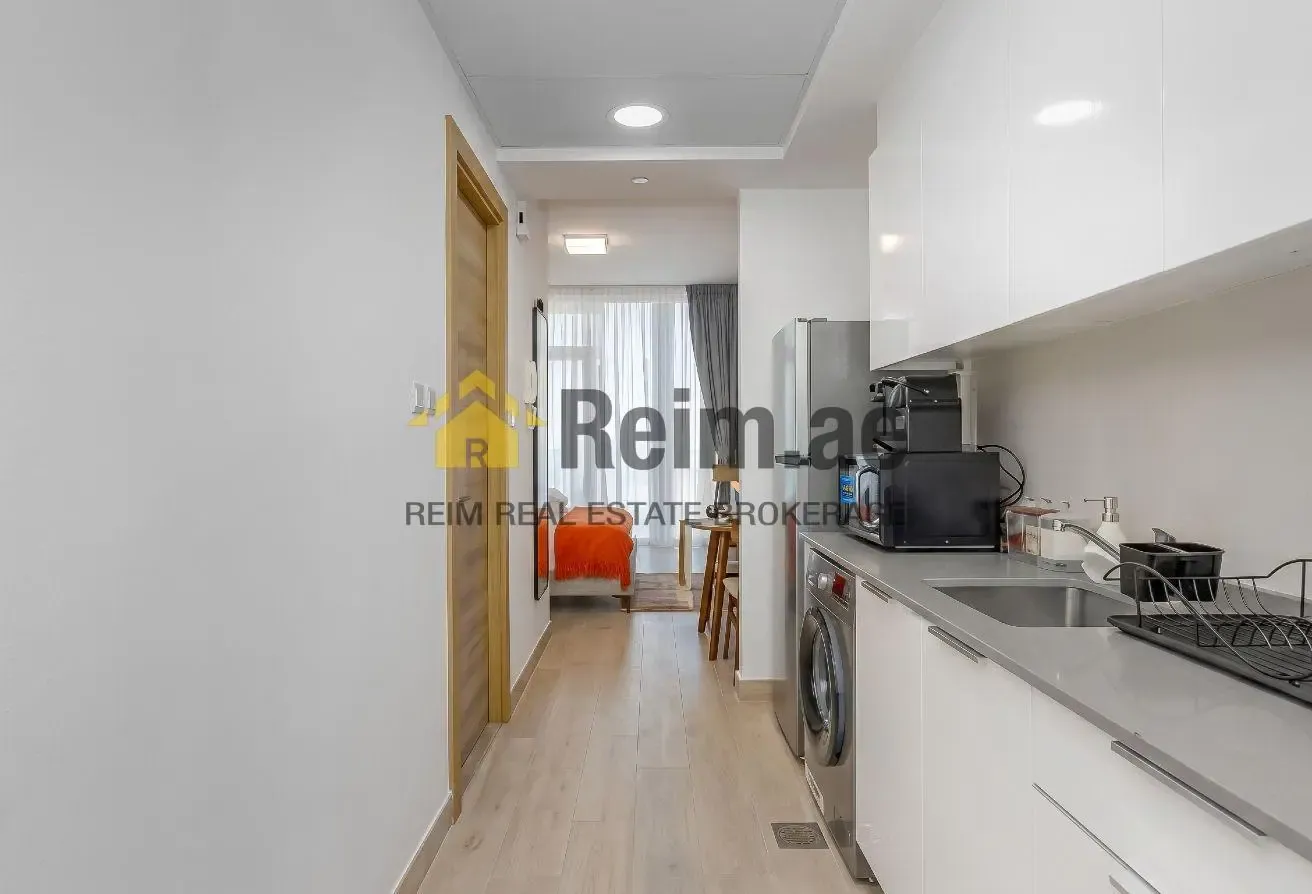 Middle Floor | Easy Access | Open View