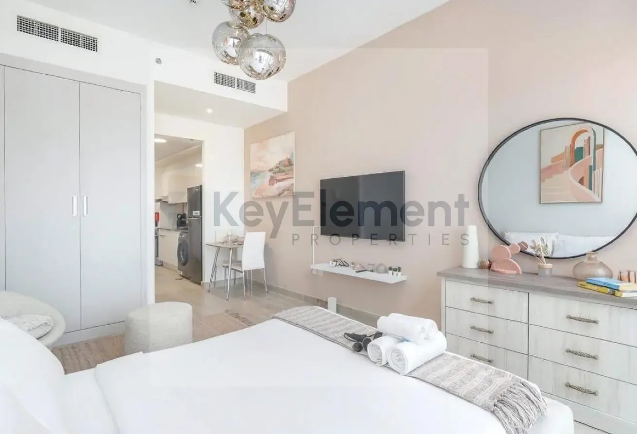 Modern Studio | Vacant | Prime JVC Location