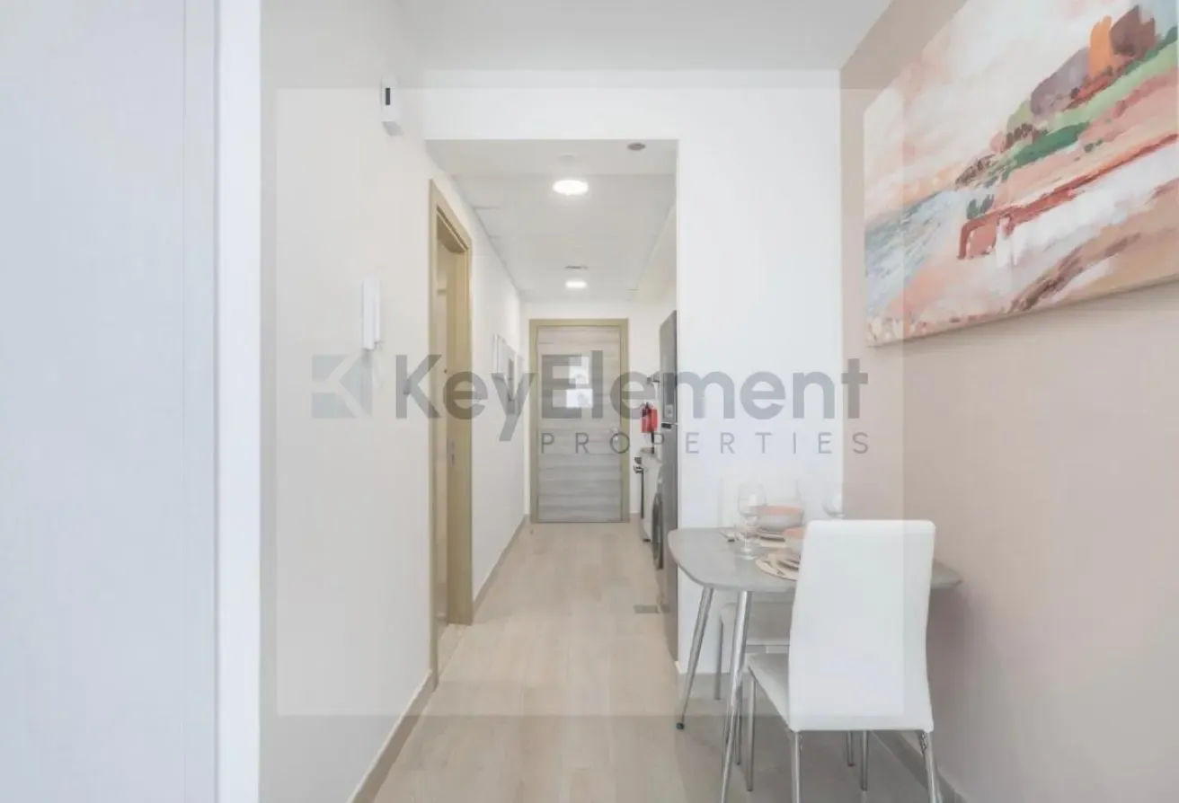 Modern Studio | Vacant | Prime JVC Location
