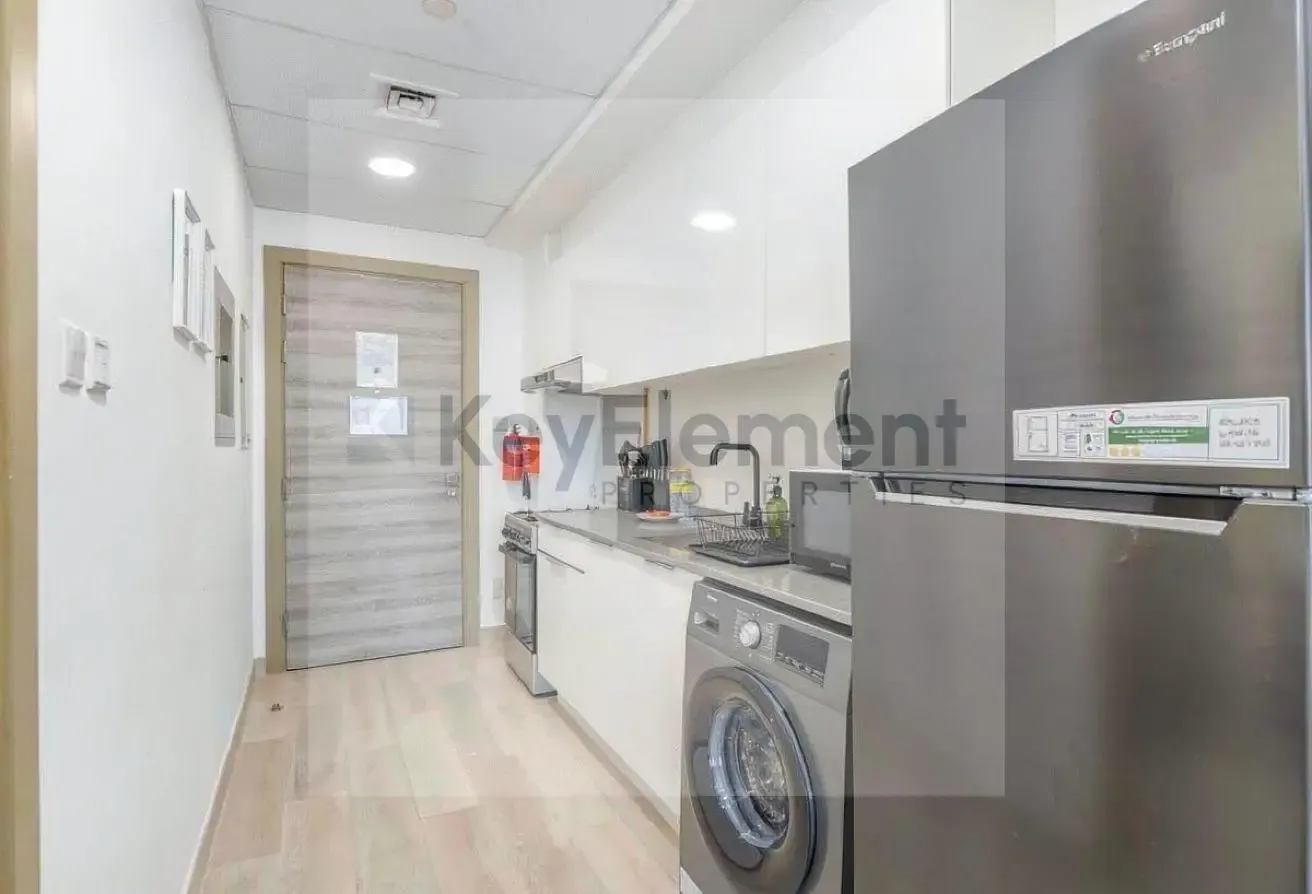 Modern Studio | Vacant | Prime JVC Location