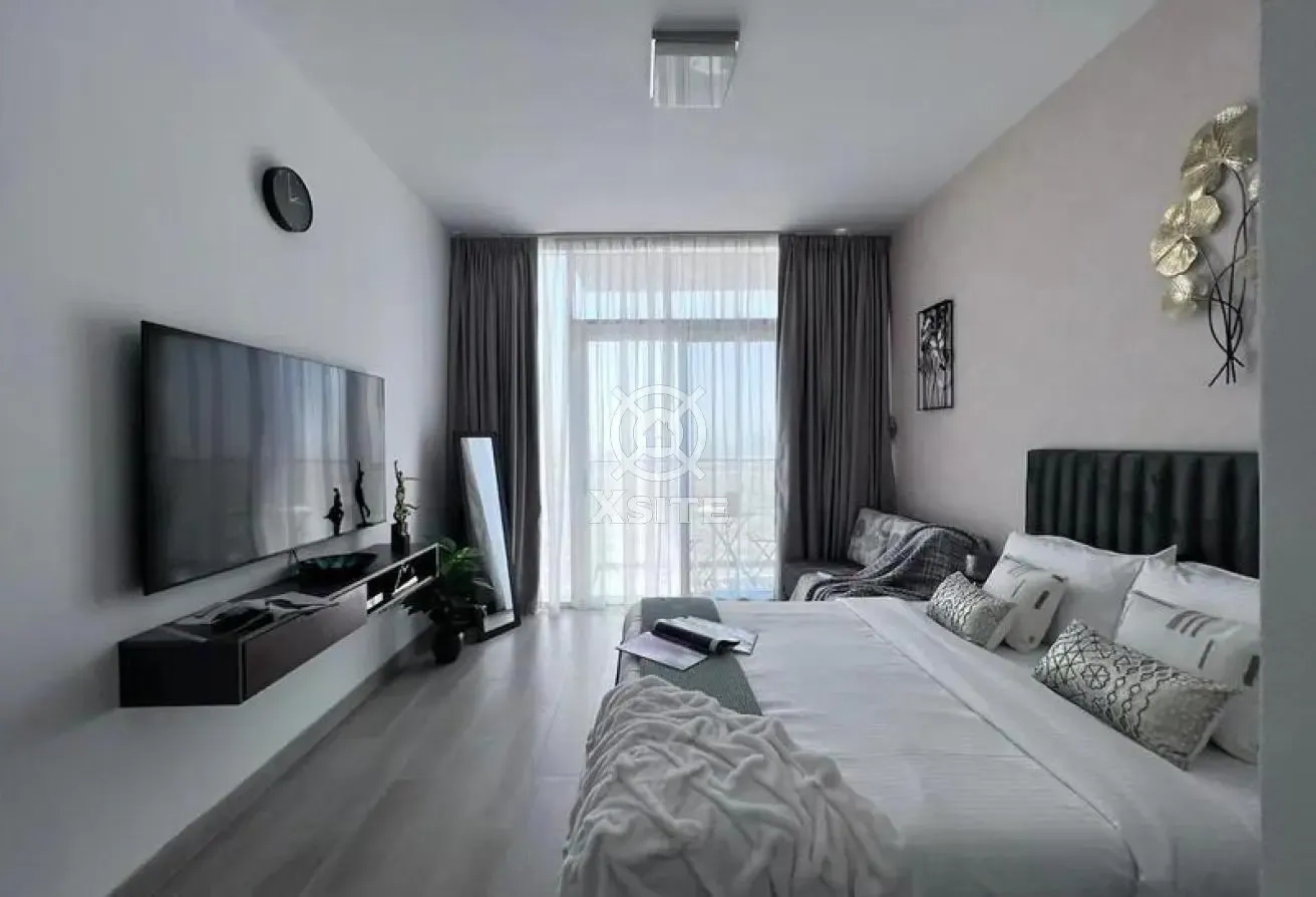 Furnished Studio| Modern Living |Vacant