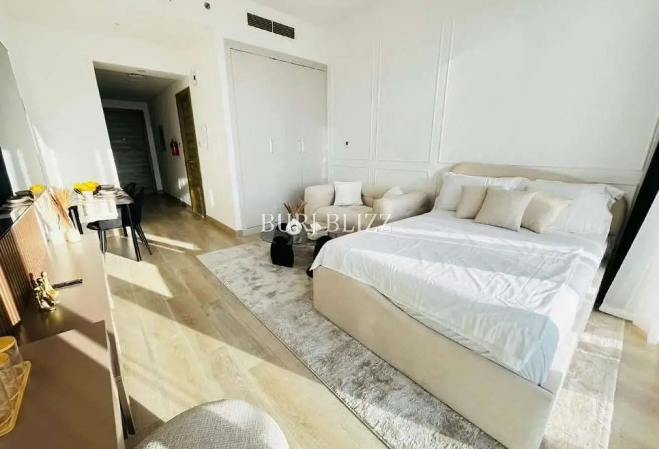 Stunning Studio | Premium Finishes | High Floor