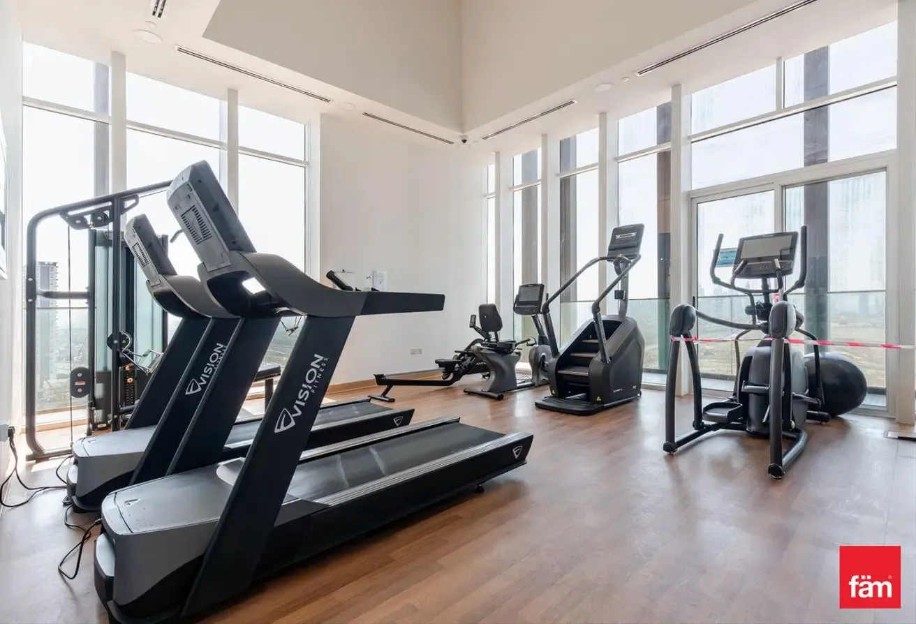 Prime Location / High Floor / Well Maintained