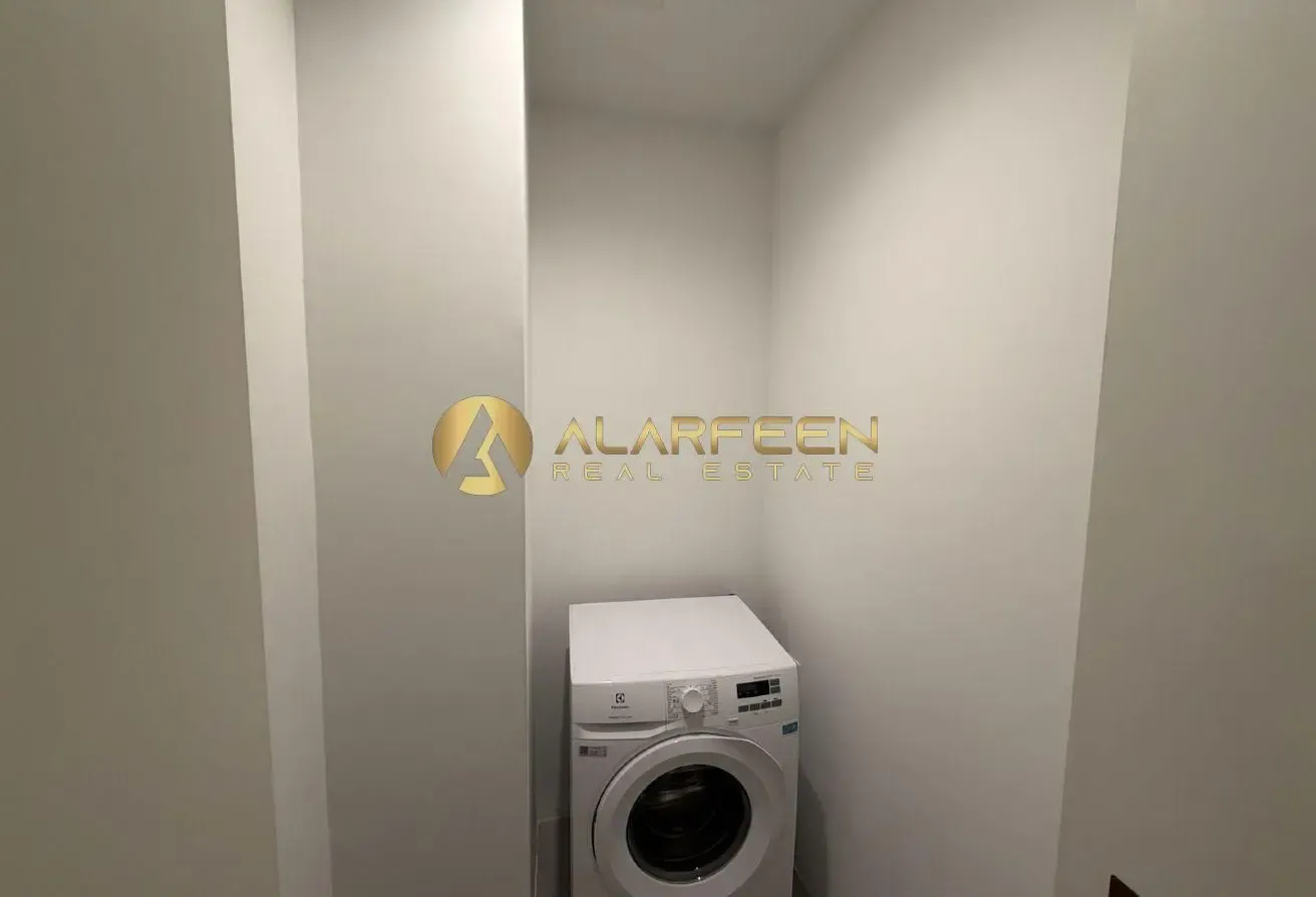 Open View | Brand New | Separate Laundry