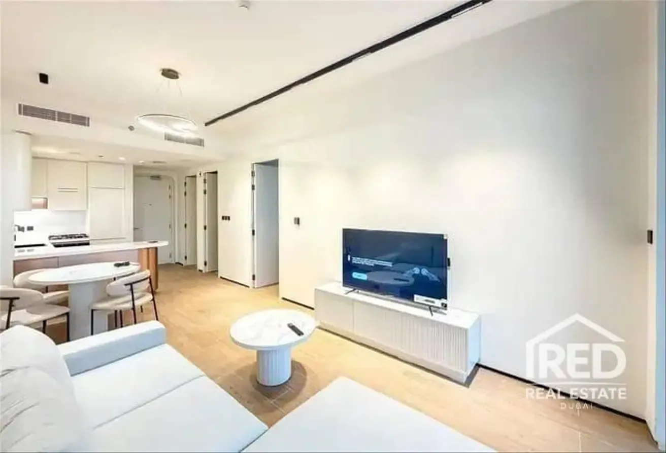 Modern | Fully Furnished | 12 Payments | Vacant