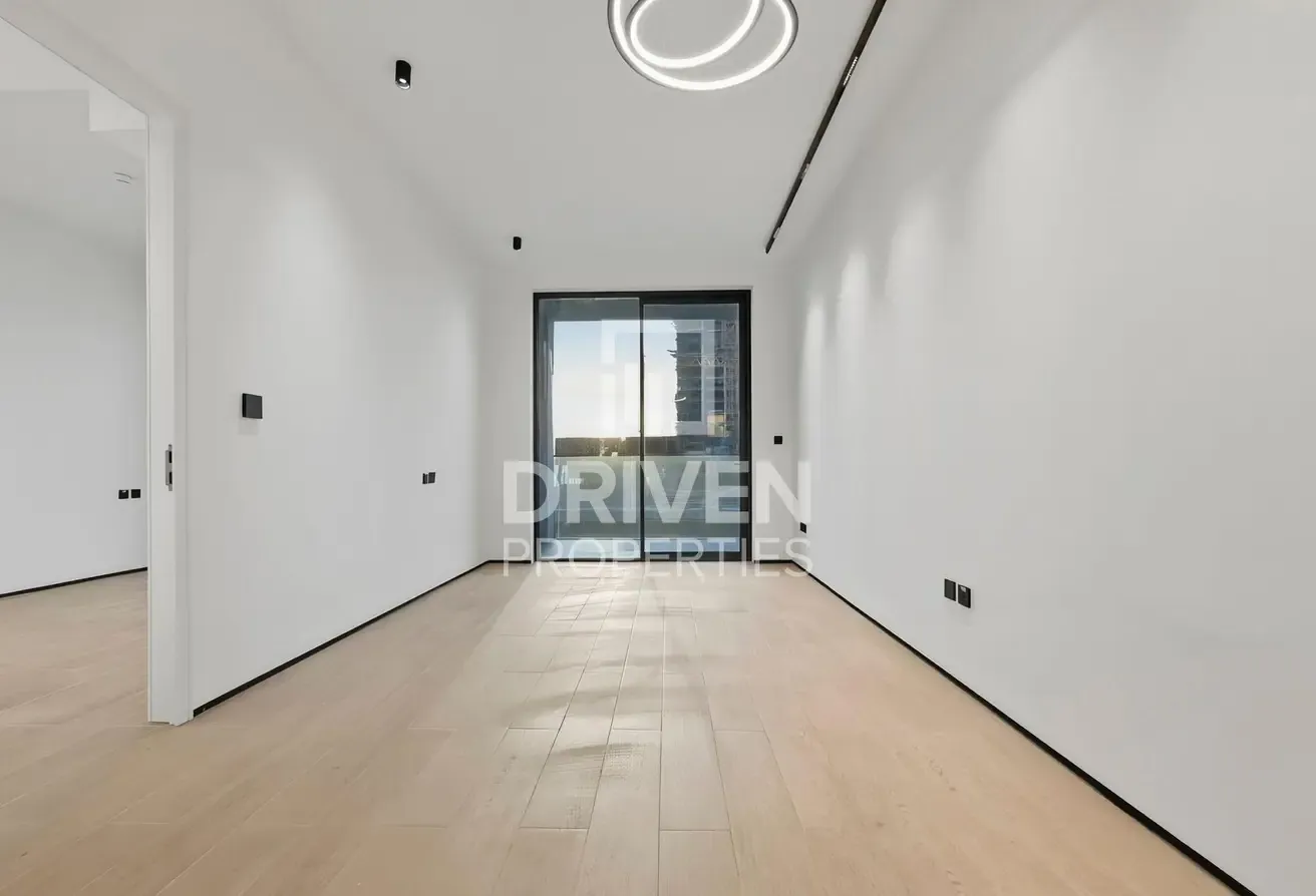 Vastu with Study Room | High Floor | Skyline View