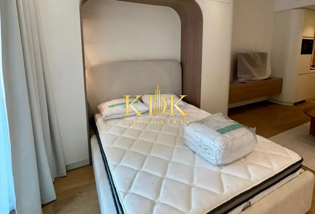 Fully furnished | Brand New | Ready to Move