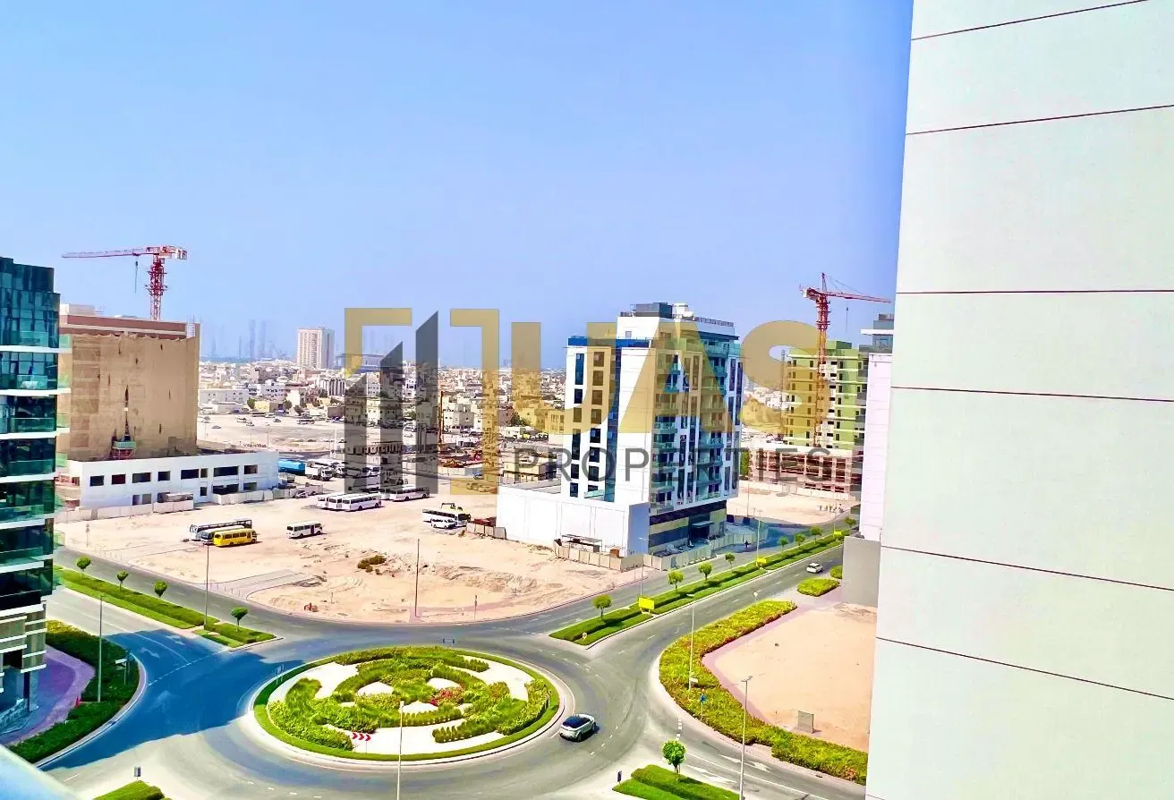 Book Now - Multiple New Options - Near Metro