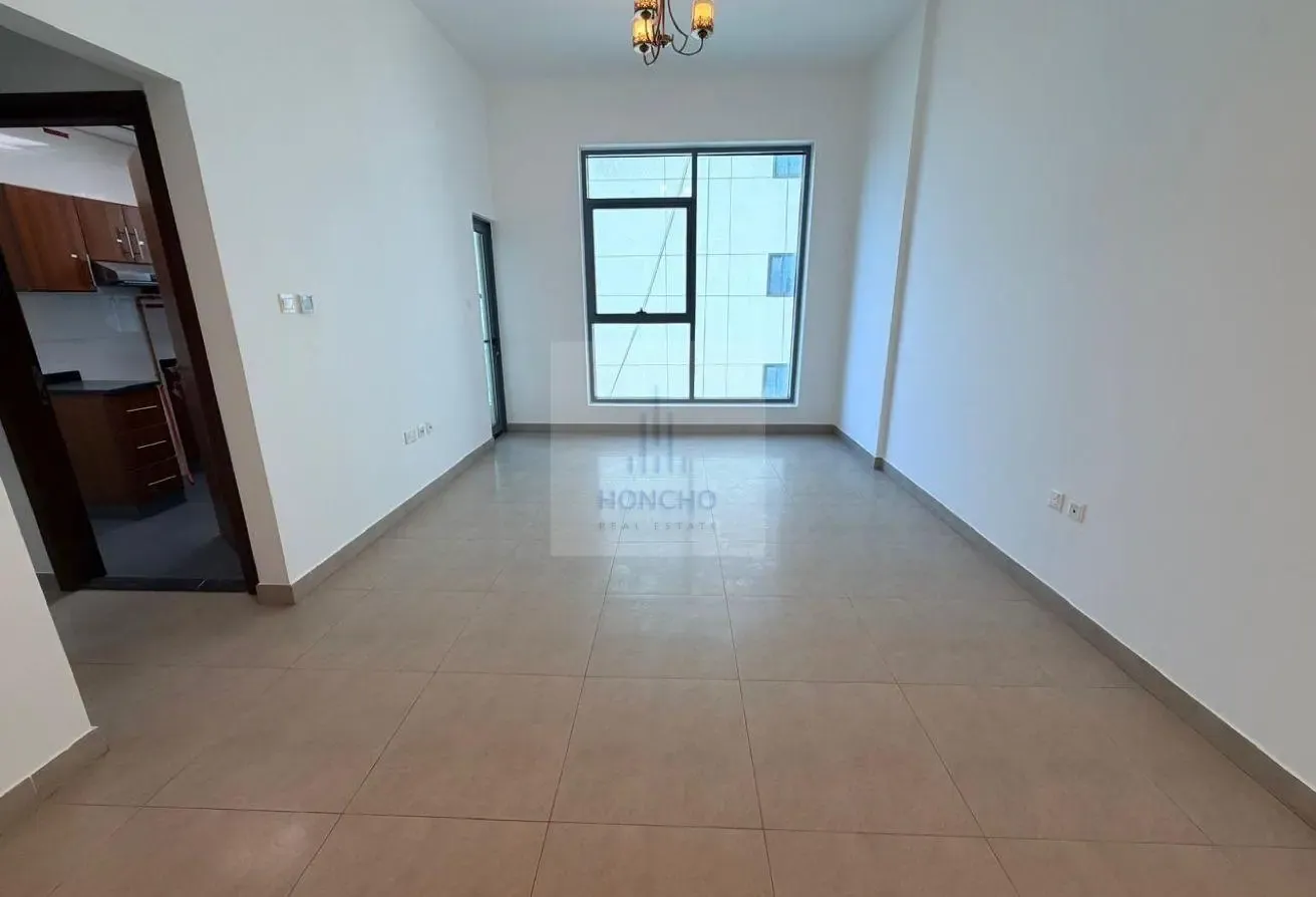 1 BR Apartment in Al Satwa with Landmark Views