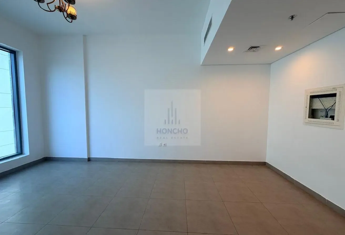 1 BR Apartment in Al Satwa with Landmark Views