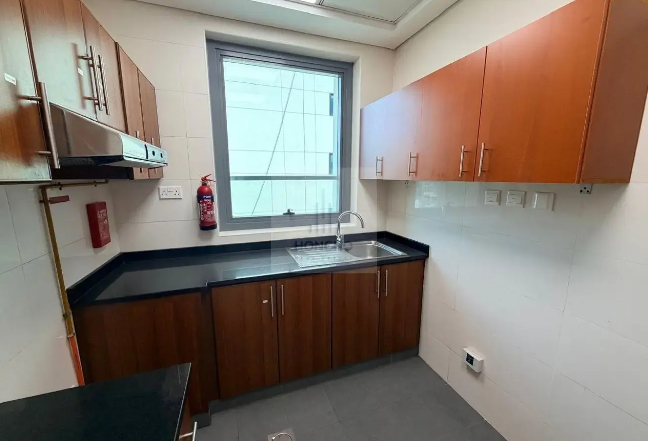 1 BR Apartment in Al Satwa with Landmark Views