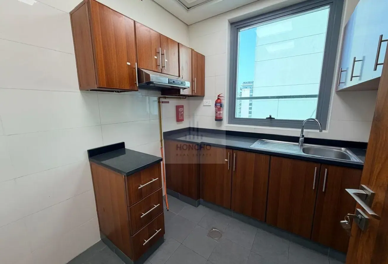 1 BR Apartment in Al Satwa with Landmark Views