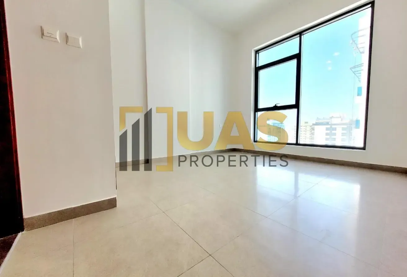 Spacious 1B/R | Ready to Move | Near Metro