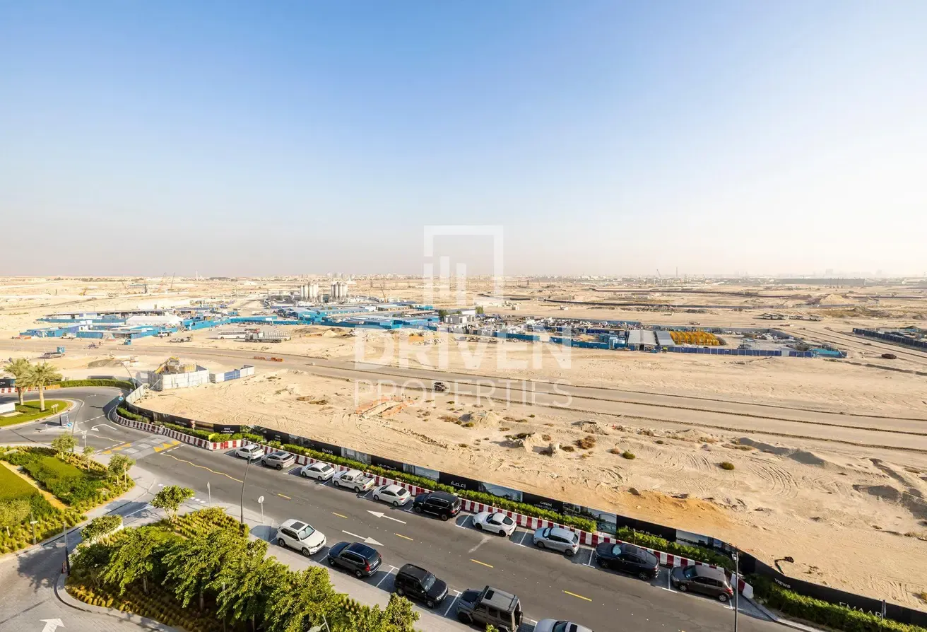 Spacious Layout | Bright | Ready to Move In