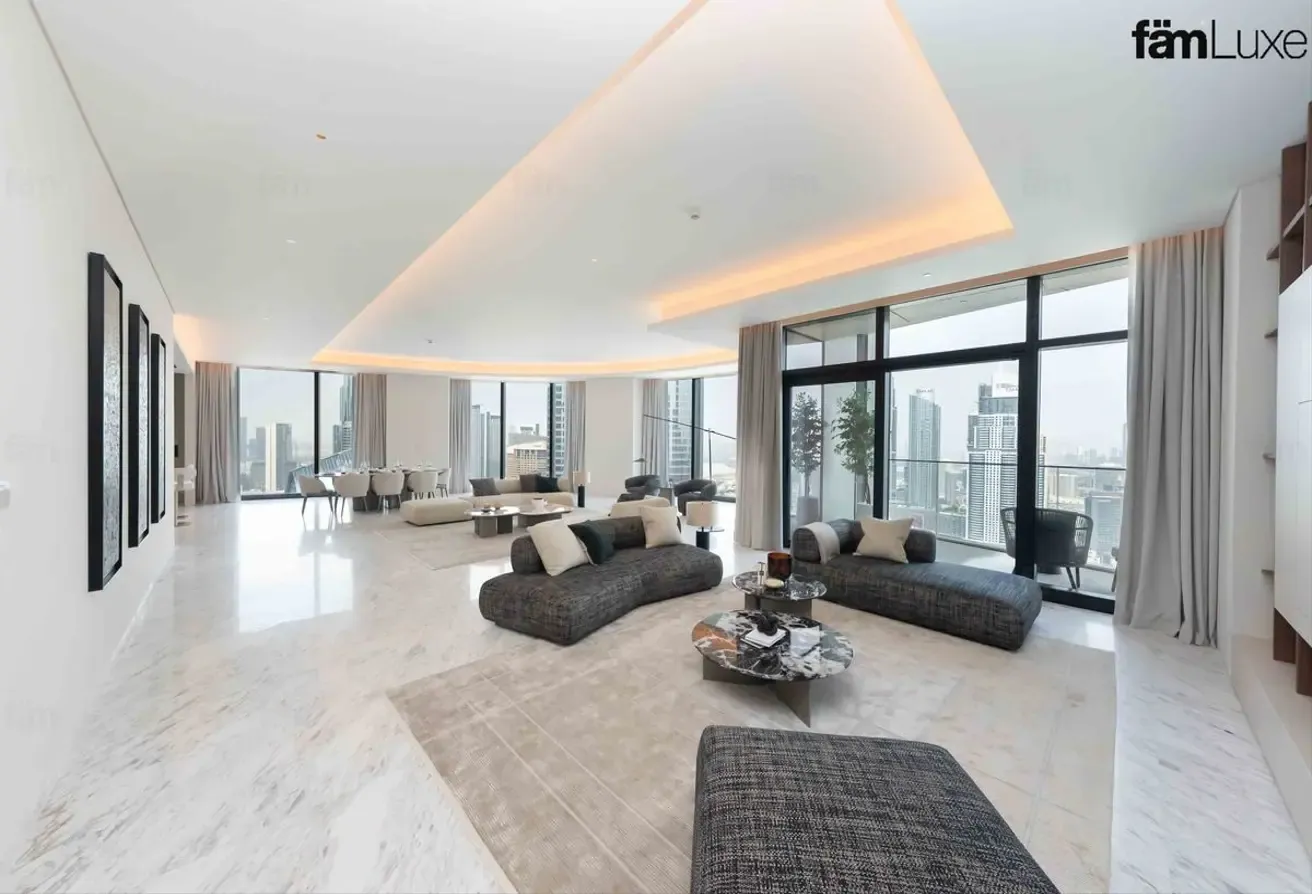 Ultra Luxury | High Floor | 02 Series