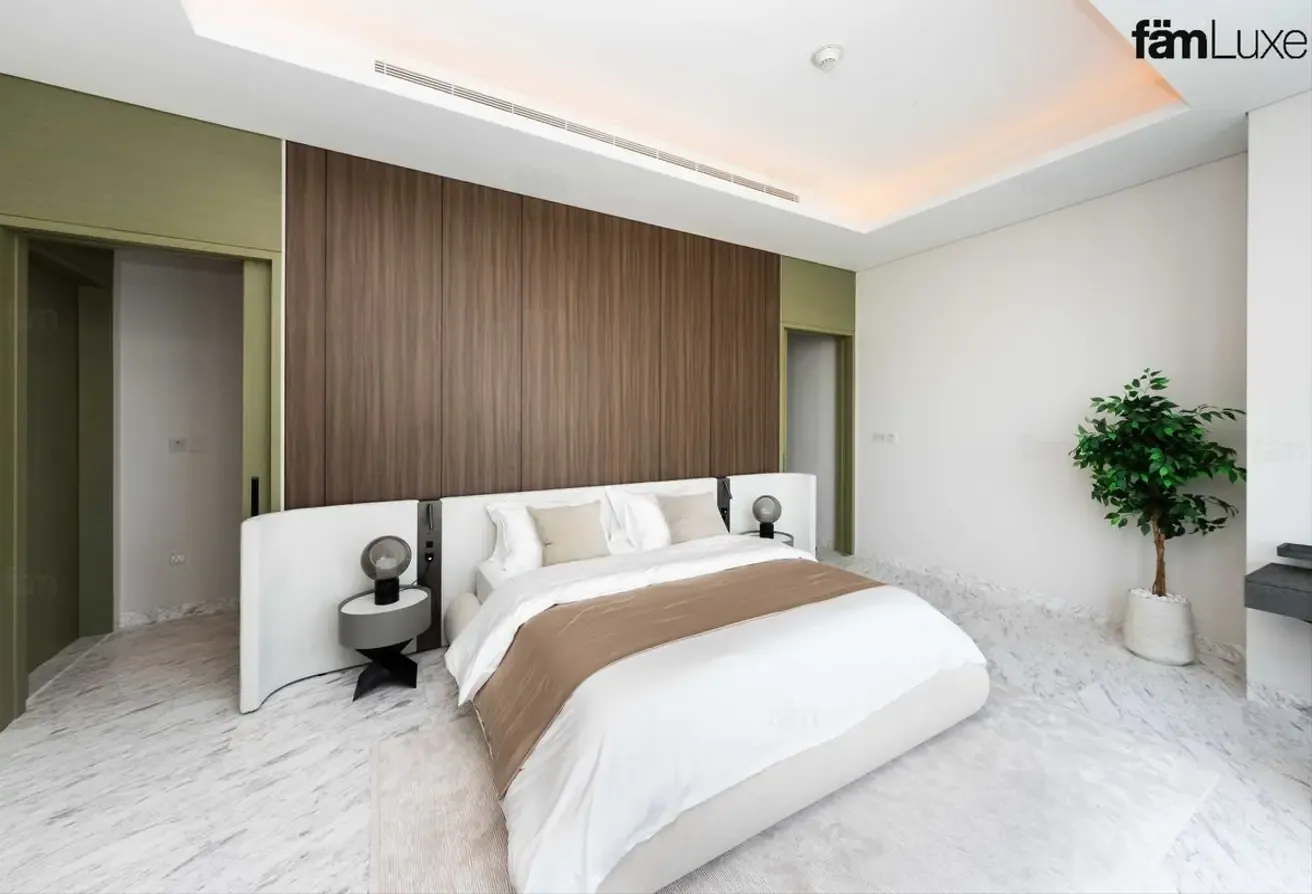 Ultra Luxury | High Floor | 02 Series