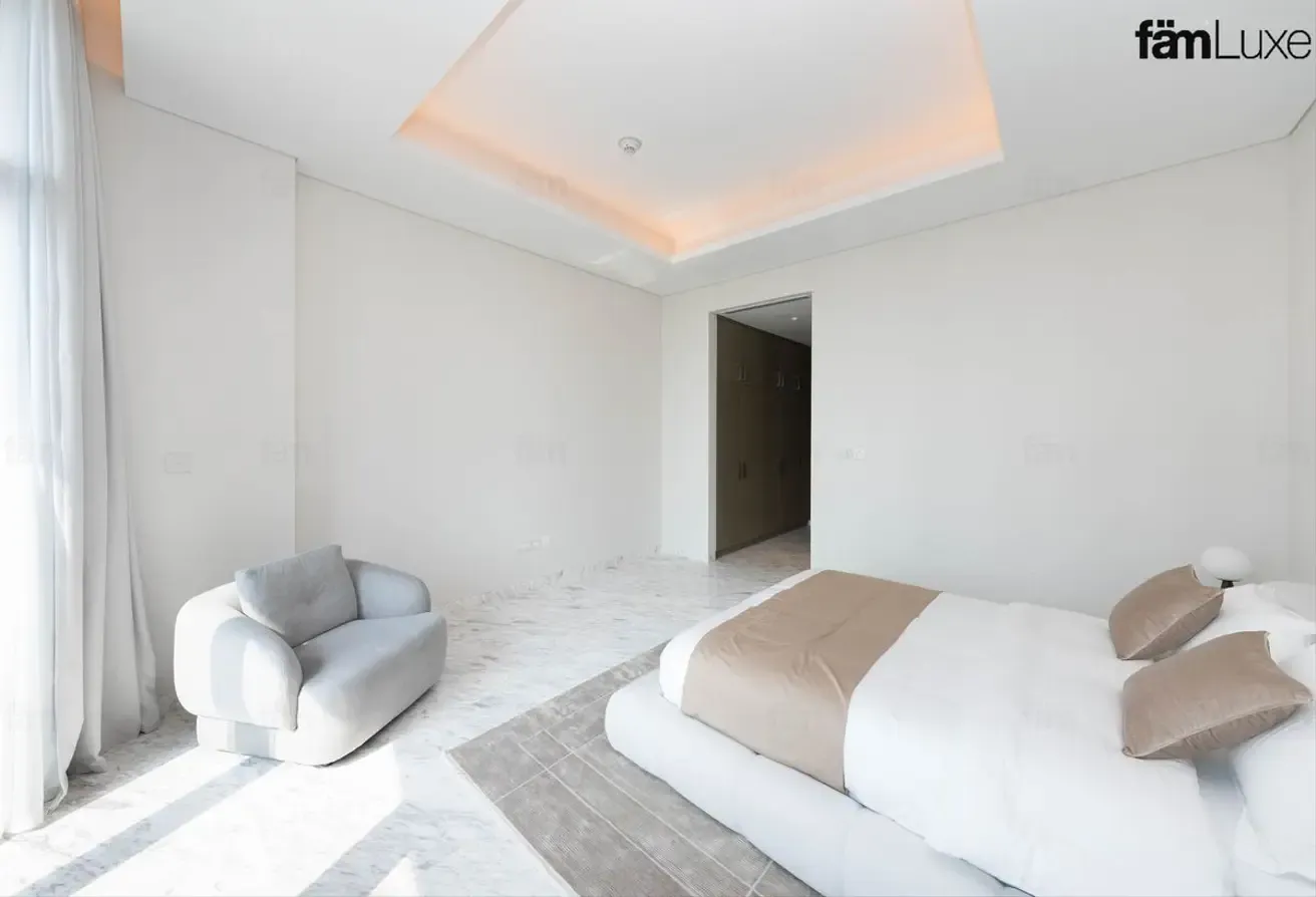 Ultra Luxury | High Floor | 02 Series