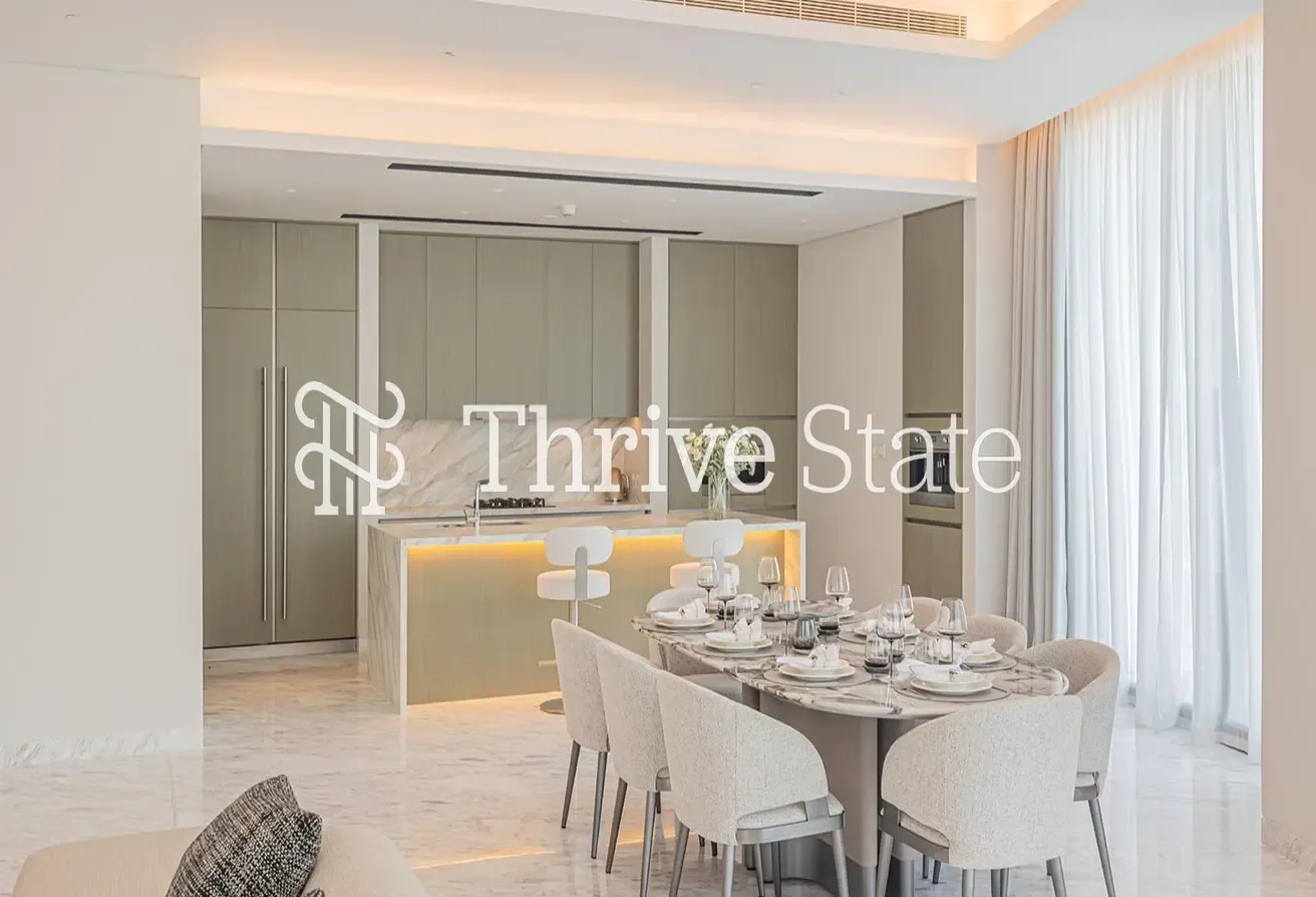 Luxury 4BR Penthouse | Premium Address | Furnished