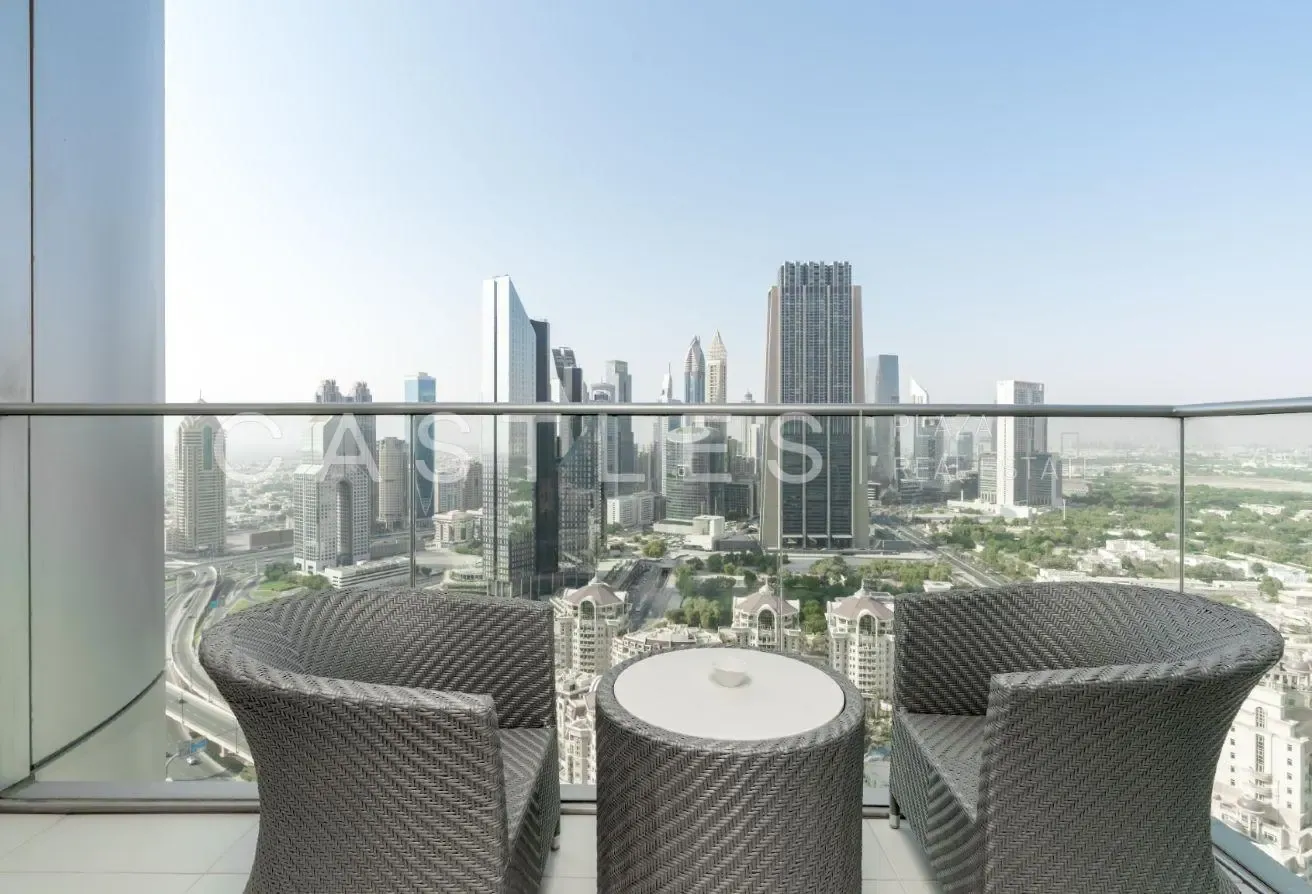High-Floor 4BR Penthouse | Furnished | Zabeel View
