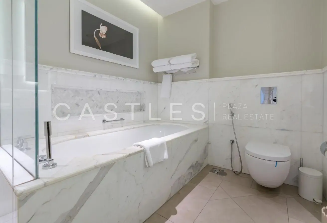 High-Floor 4BR Penthouse | Furnished | Zabeel View