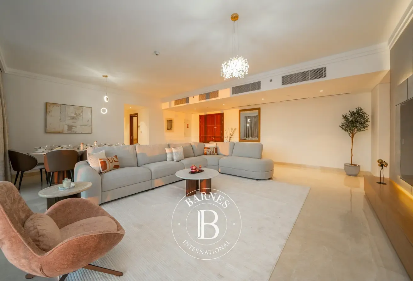 Marvelous Penthouse with Panoramic Burj Khalifa