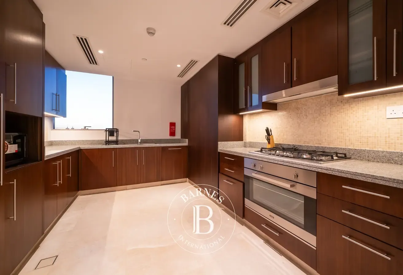 Marvelous Penthouse with Panoramic Burj Khalifa