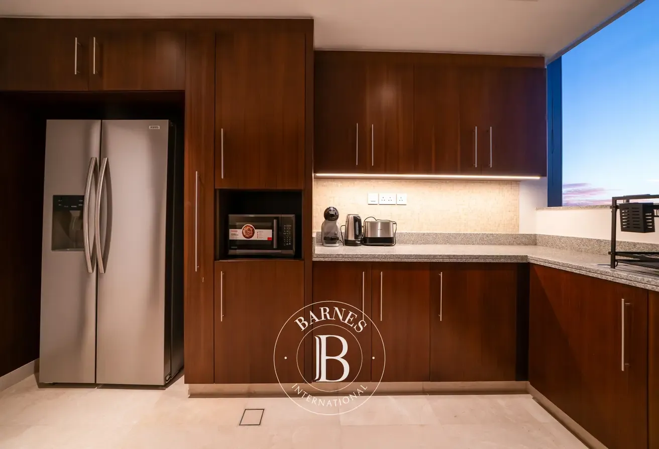 Marvelous Penthouse with Panoramic Burj Khalifa