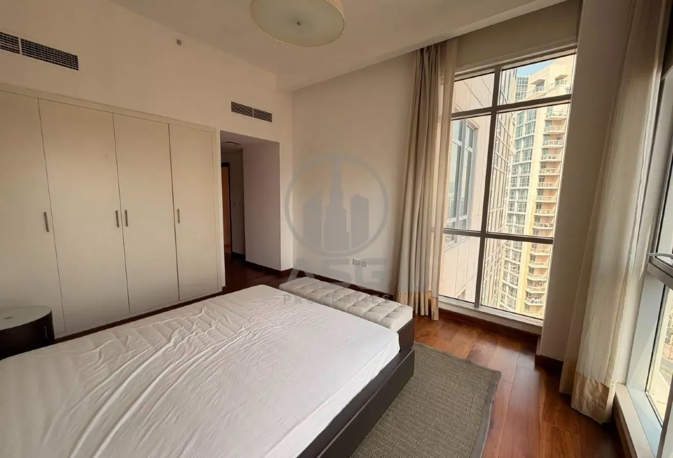 Fully Furnished | Burj Khalifa View | Spacious 4BR