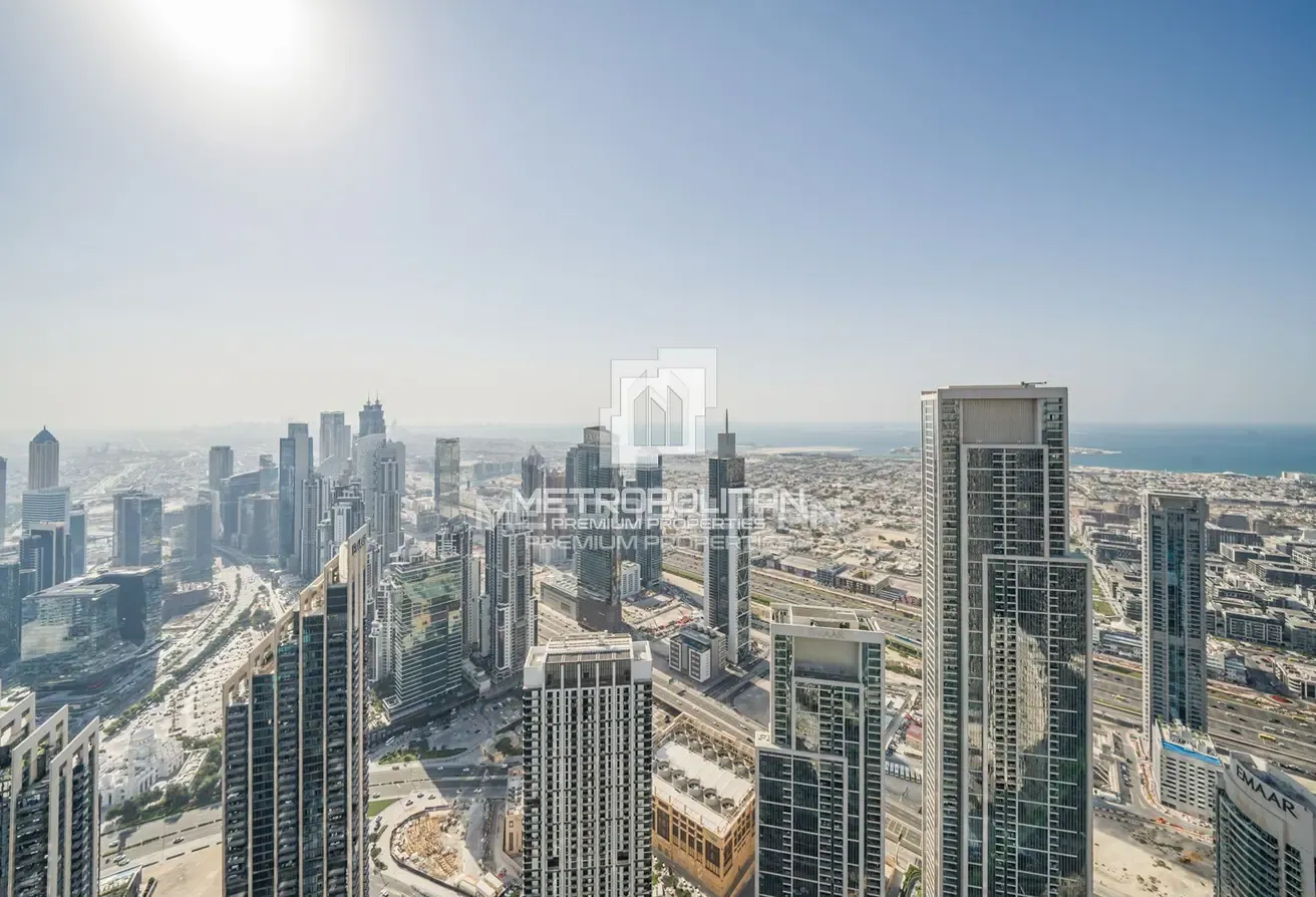 Top Floor | Prime Location | Ready to Move