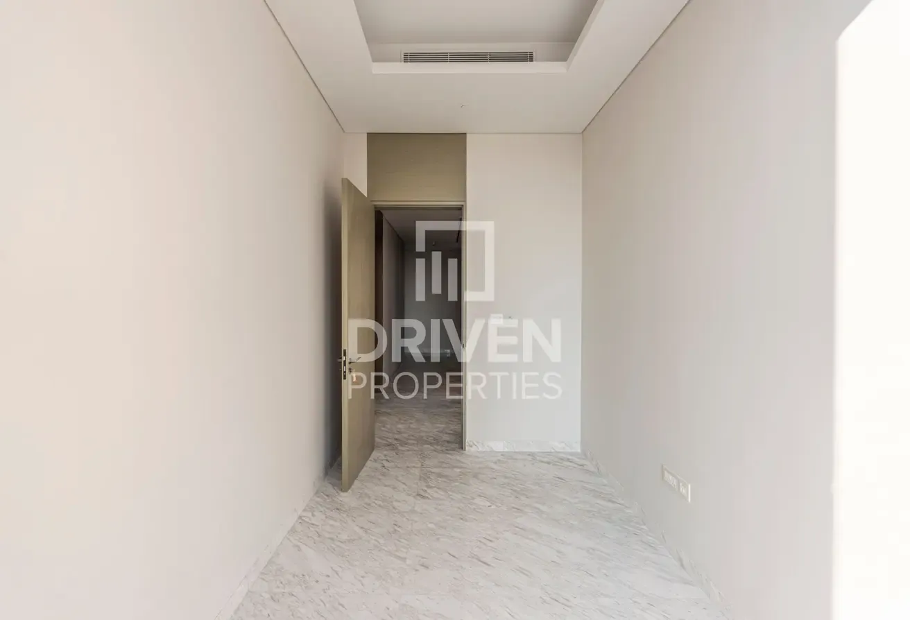 Stunning View | Vacant | Exclusive | High Floor
