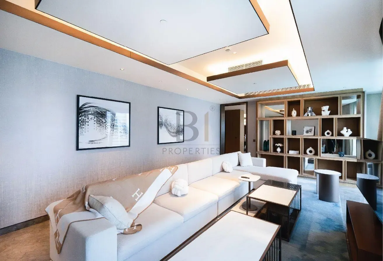Ultra Luxury Penthouse | Vacant and Ready to Move
