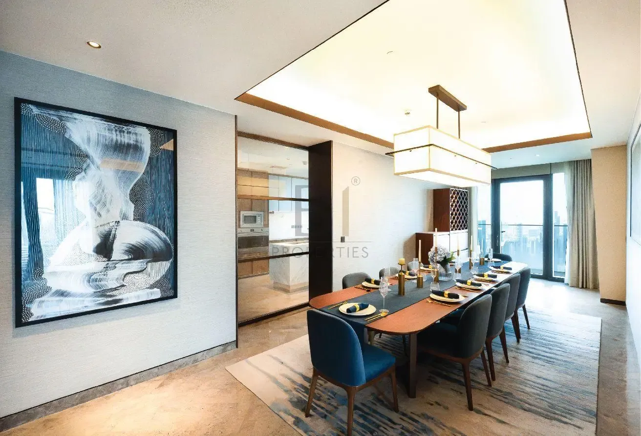 Ultra Luxury Penthouse | Vacant and Ready to Move