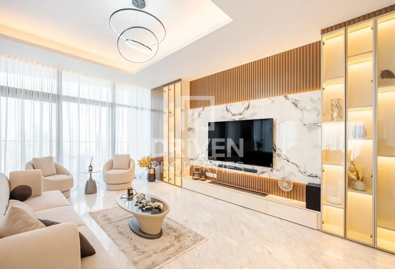 Exclusive Listing | 02 Series | Panoramic Views