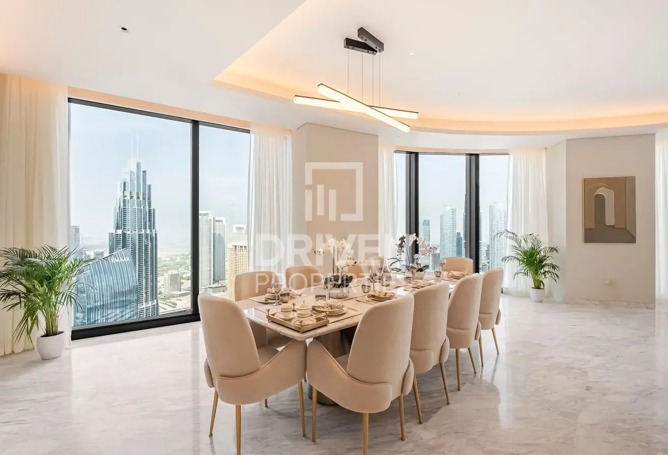 Exclusive Listing | 02 Series | Panoramic Views