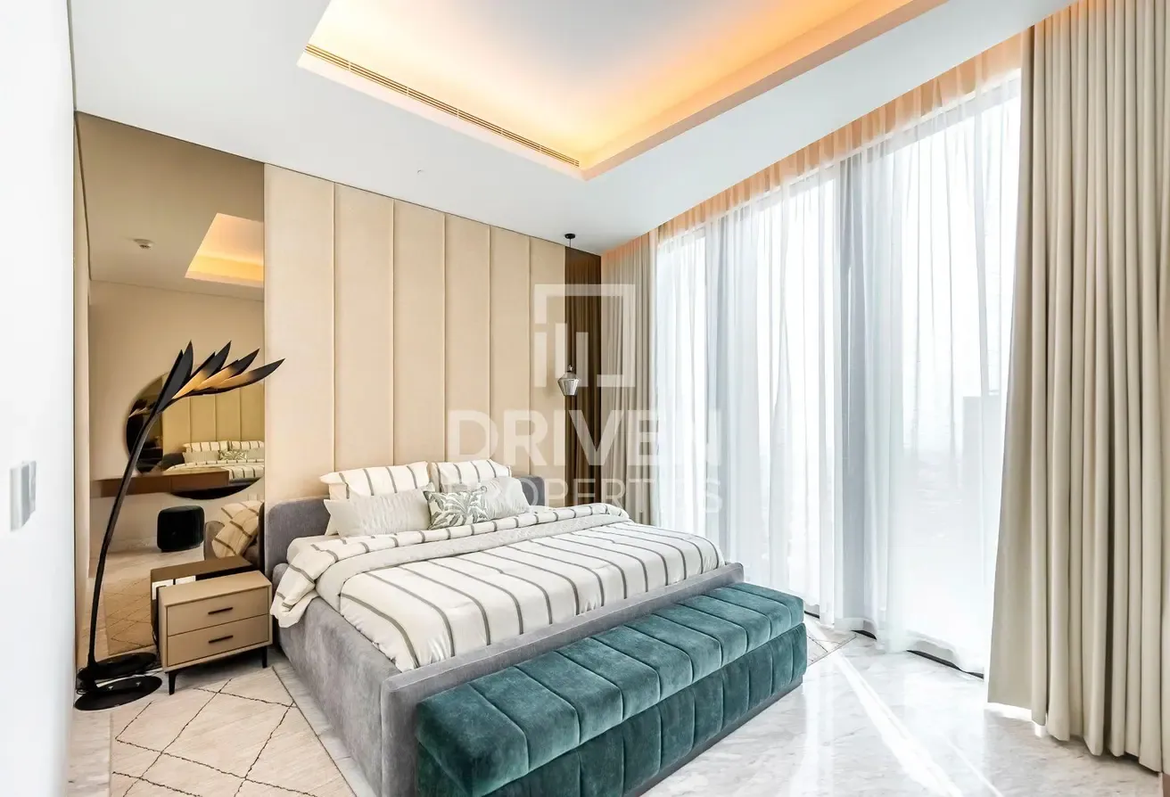 Exclusive Listing | 02 Series | Panoramic Views